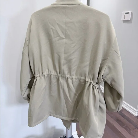 Oversized Light Sage Utility Jacket for Women - Picture 4 of 4
